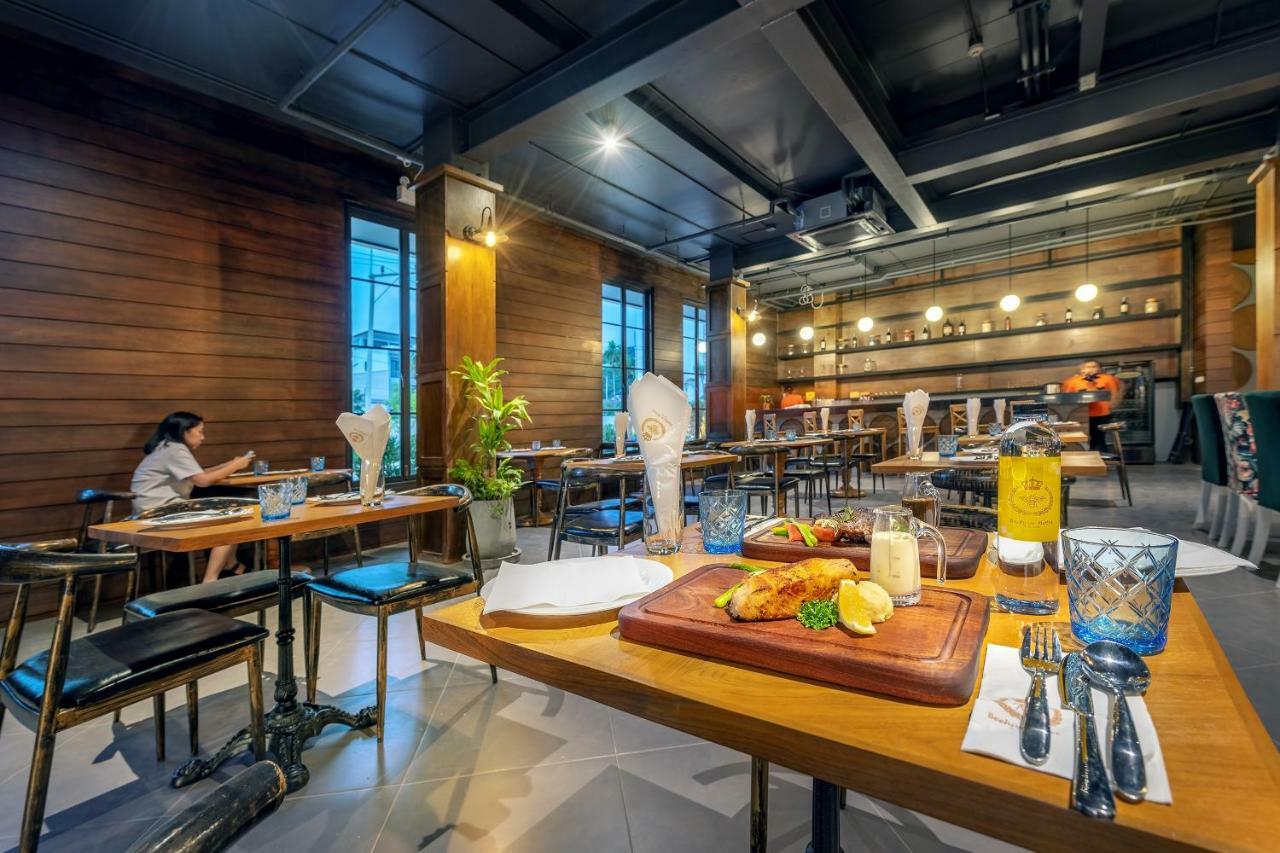 Beehive Boutique Hotel Phuket Exterior foto
